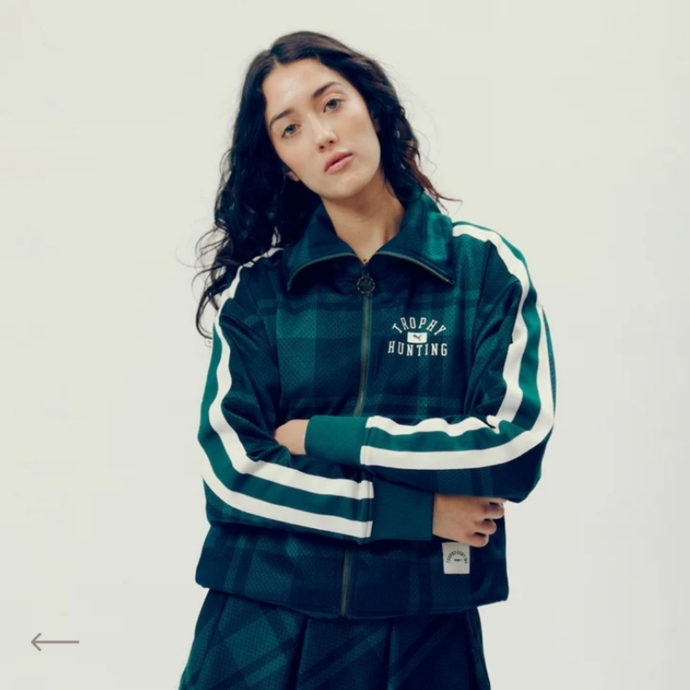 Puma full zip up reversible jacket. In blackwatch plaid.